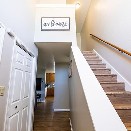 Serene 3 Bedroom Home, Nrm, Wi-Fi, Parking, Queen Bed De Pere Εξωτερικό φωτογραφία