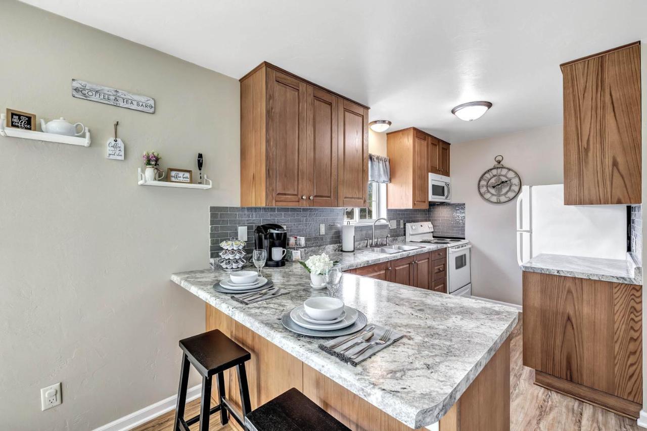 Serene 3 Bedroom Home, Nrm, Wi-Fi, Parking, Queen Bed De Pere Εξωτερικό φωτογραφία